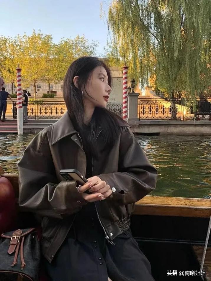 适合胯宽腿粗女生的穿搭冬季,腿粗屁股大穿什么款式外套