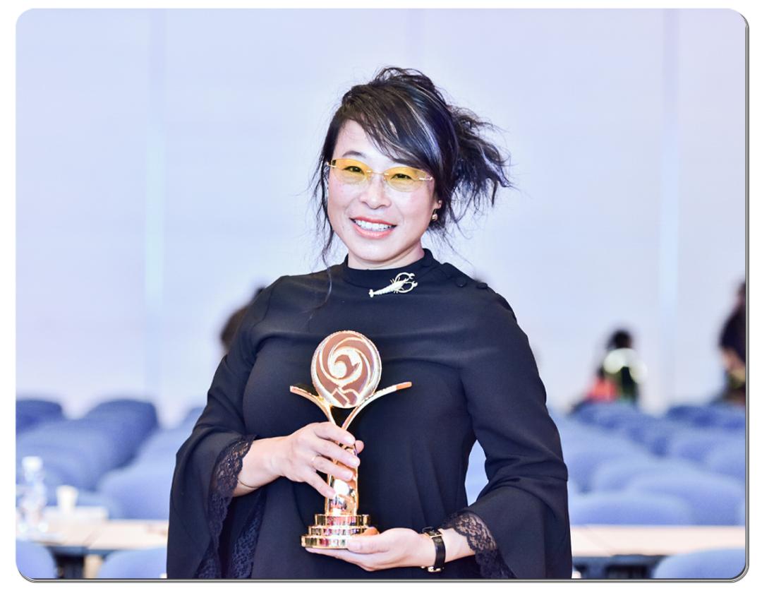 专访儿童插画艺术家郁蓉：生活中的平庸并不平庸丨名人面对面