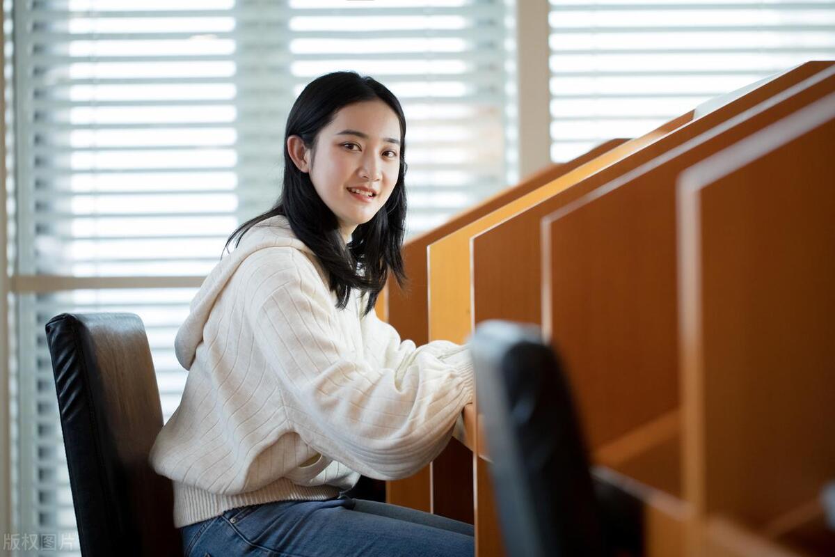 个人先进工作事迹范文,医生先进个人事迹材料