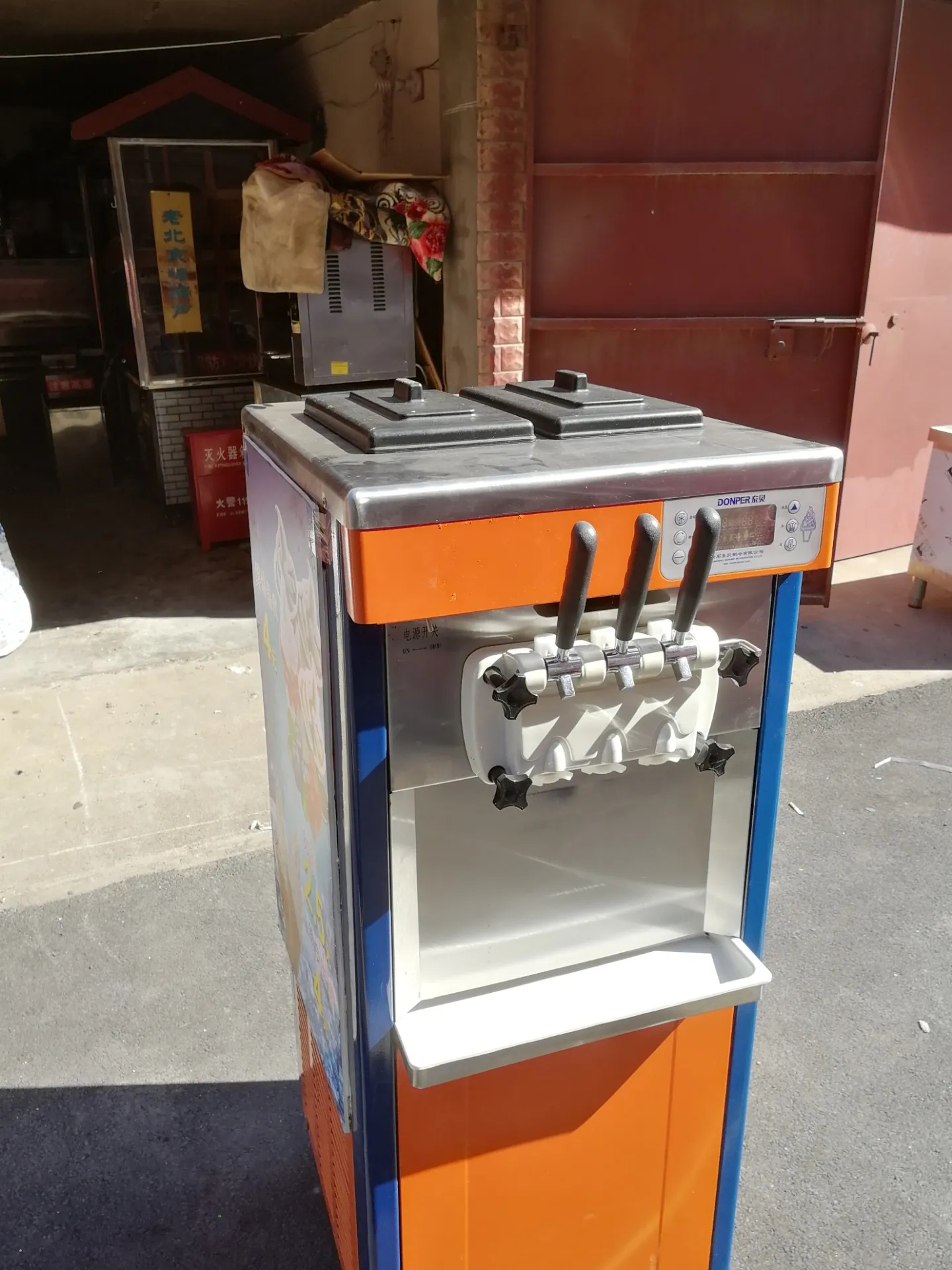 了解加盟项目需要注意什么,适合年轻人创业加盟项目怎么操作