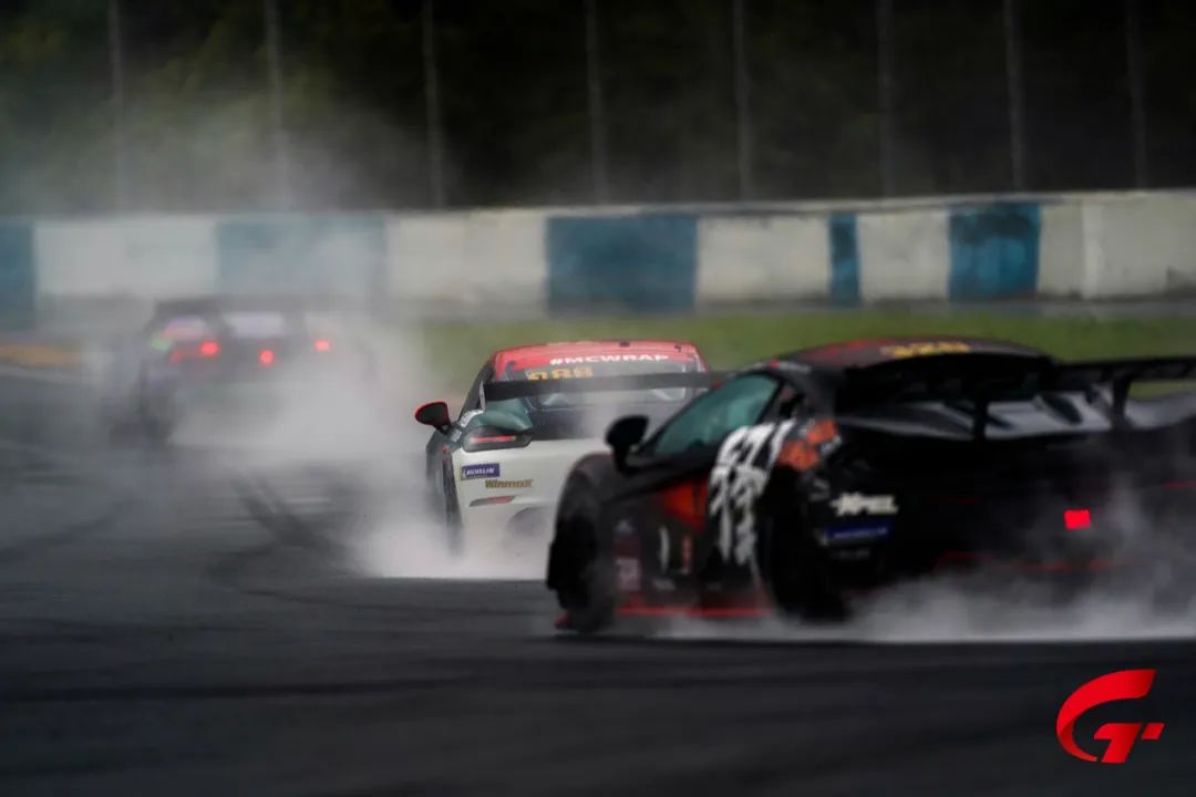 无惧风雨不怕跌倒,无惧风雨乘风破浪