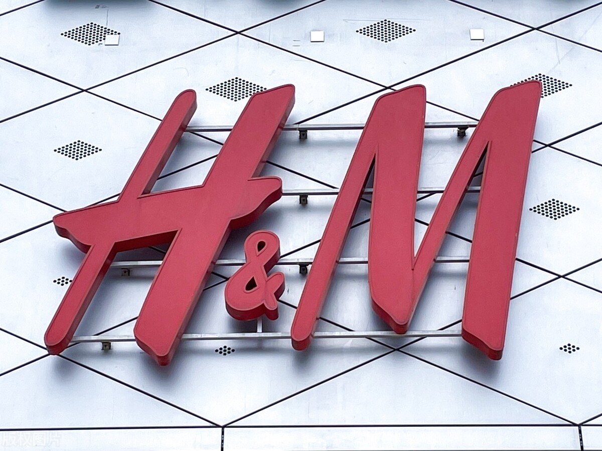 阿迪达斯股市跌价,阿迪达斯耐克股价大跌