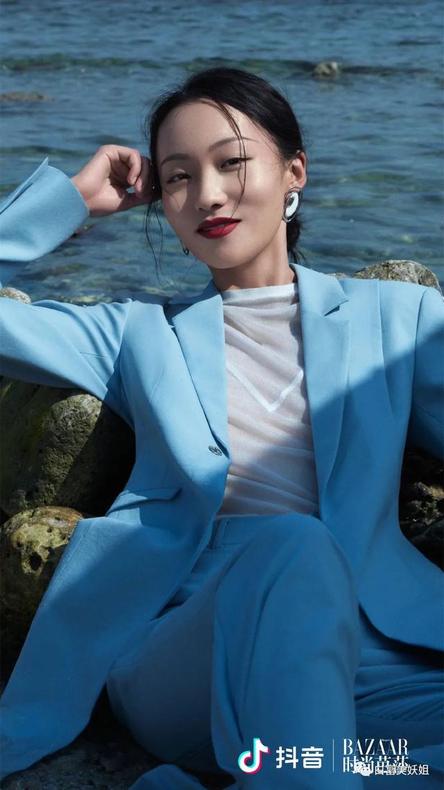 一年涨1000万粉丝的网红,19年瞬间涨粉1000万的网红