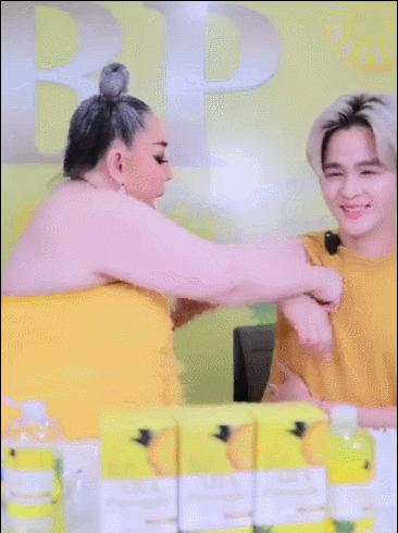 泰国明星直播被中国粉丝调侃,泰国偶像被粉丝围堵