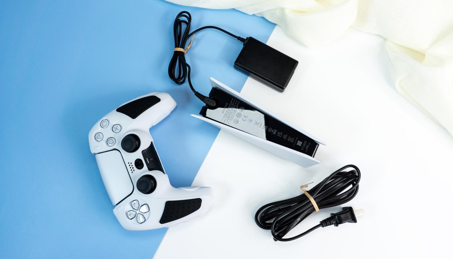 ps4和ps5的p5r哪个建议入手,ps5值得入手的其他配置