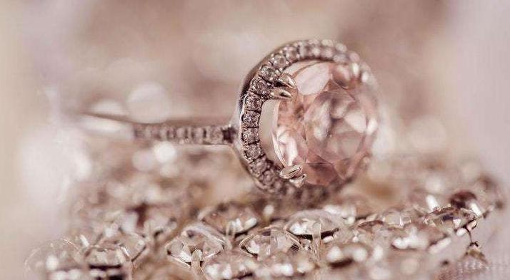 钻石恒久远，一颗永流传——宝石及材料工艺学