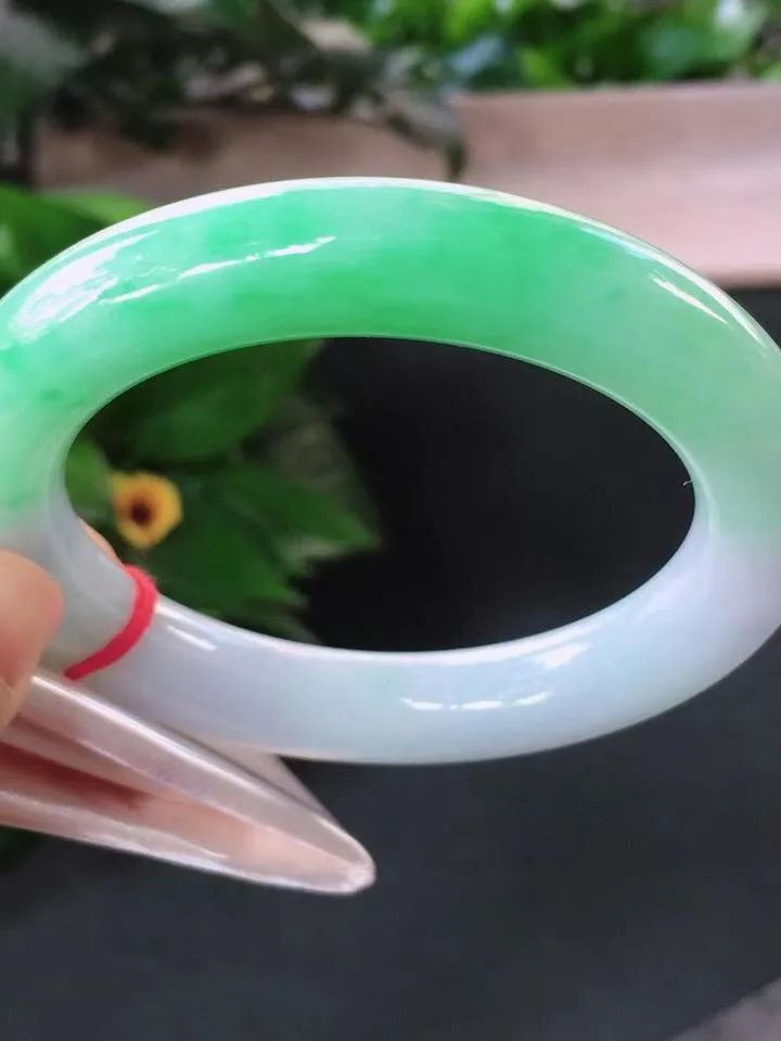 高价翡翠是炒出来的吗,高价买到了翡翠危料怎么办