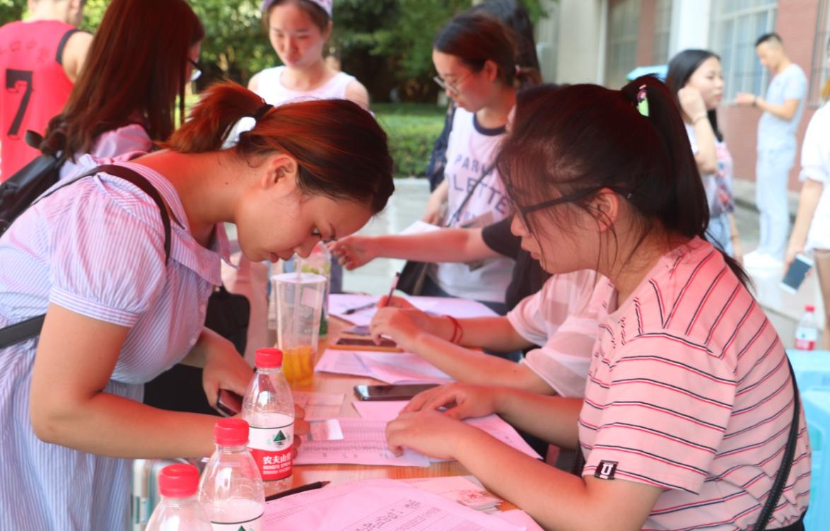 文科专业排名前十强大专业,中国十大本科专业排名