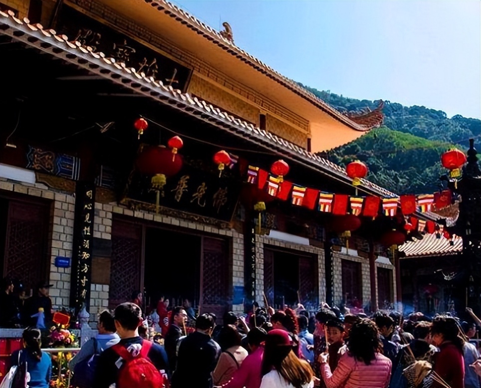 烧香为何一定是三根,烧香为何只烧3根每根寓意都不同