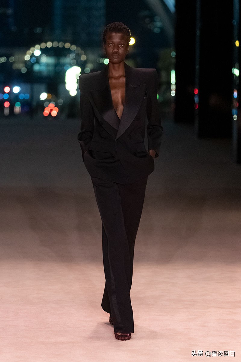 ysl第一套吸烟装,ysl2018年最火四支套装
