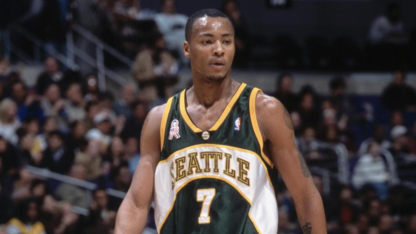 盘点nba历史人气最高的十大球星,nba历史十大最强7号球星