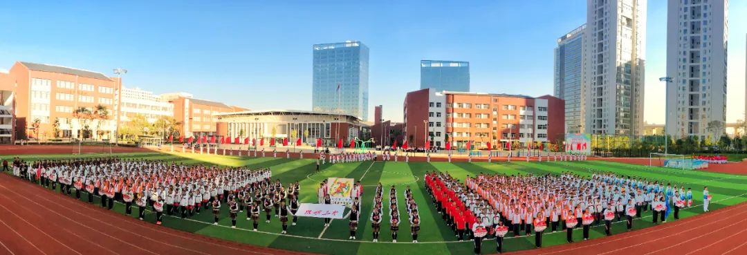 秋季限定|昆明九所学校，送你诗意校园里的一抹金