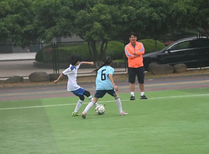 校园足球挺进决赛,驰骋绿茵足够精彩