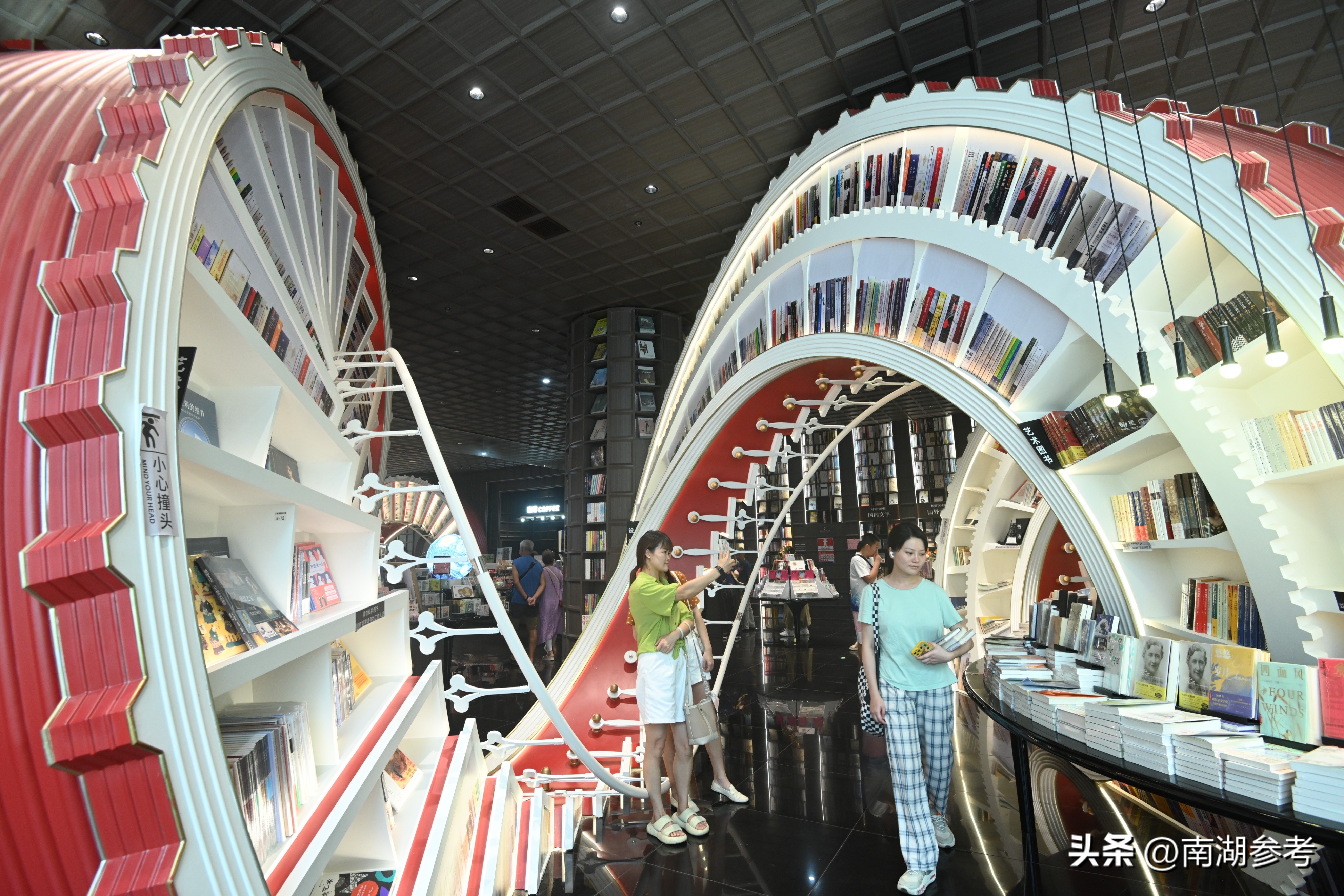 全球十大最美书店,全球最豪华书店