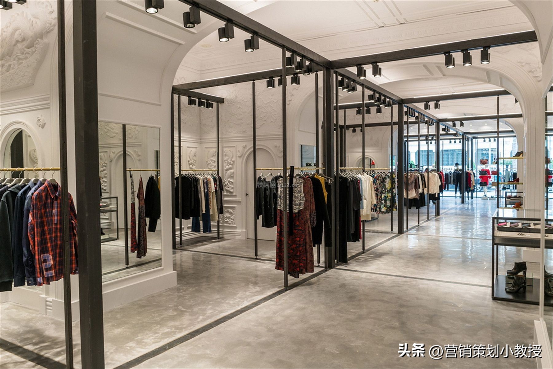 第31篇:穿名牌服饰，不但你不花钱，每年还能赚到钱