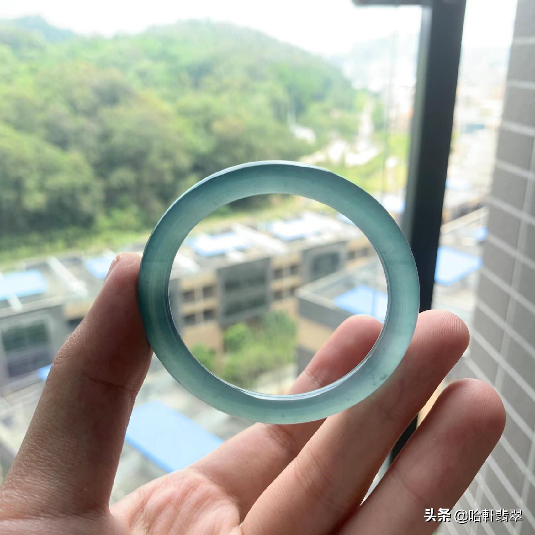 缅甸翡翠价格最新政策,缅甸翡翠价格比国内便宜