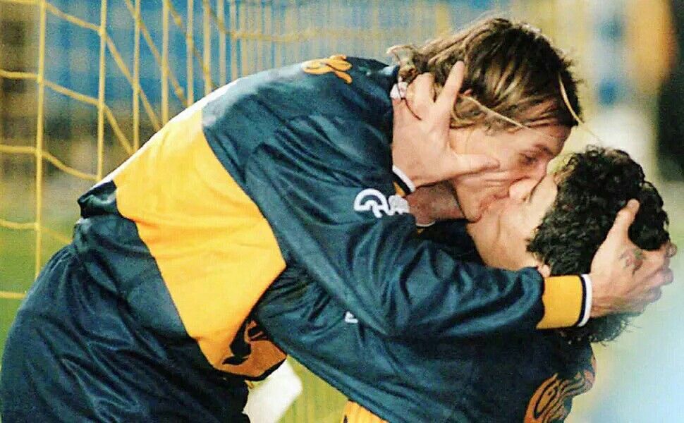 马拉多纳加盟足球队,马拉多纳加盟的足球俱乐部