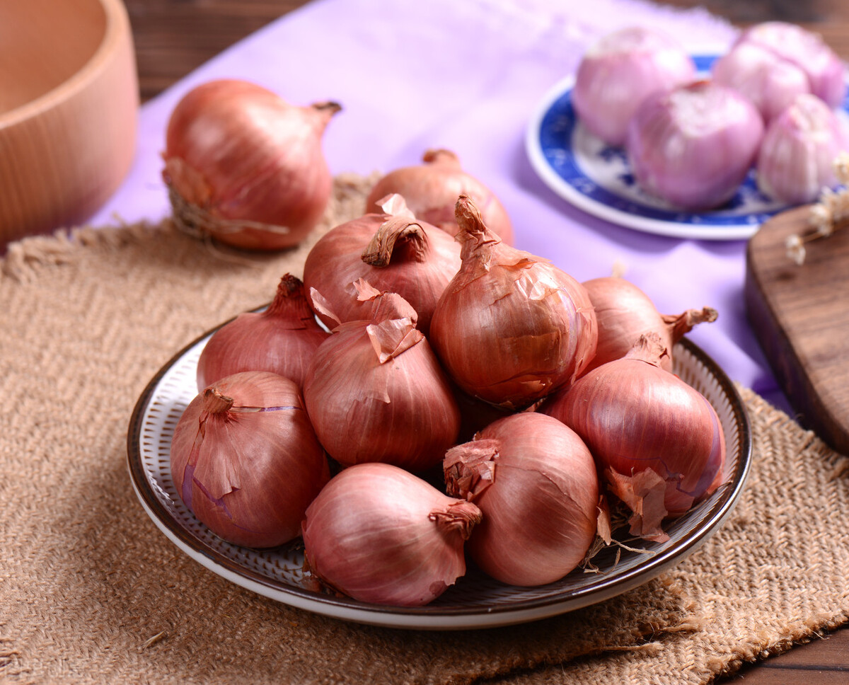 洋葱可放冰箱冷藏几天,买洋葱可以给新冰箱除味吗