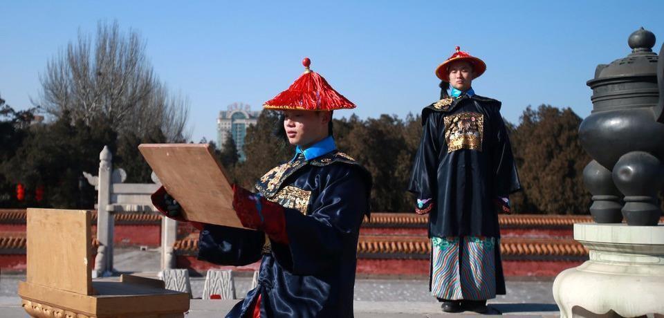 清朝的时候当官容易吗,清朝当官有多累