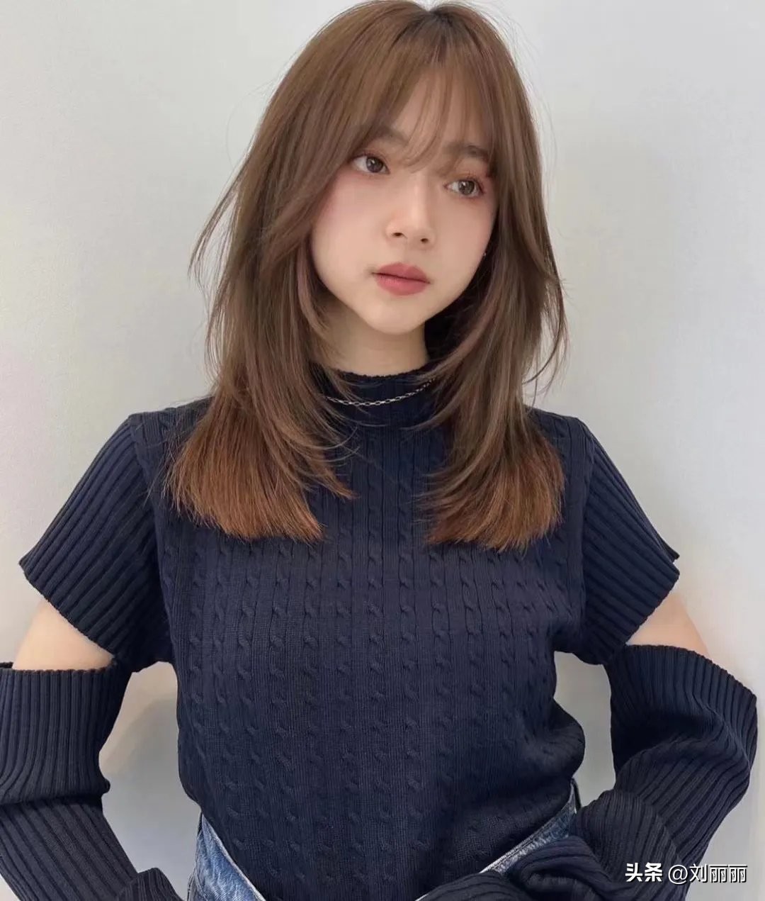 女士发型2020刘海,适合秋冬剪的发型