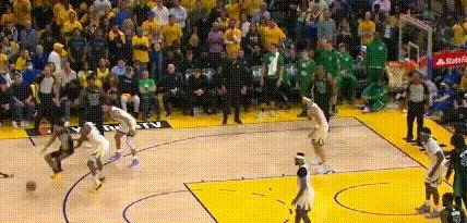 鏖战7场创下1-3大逆转的历史纪录,近十年总决赛大比分