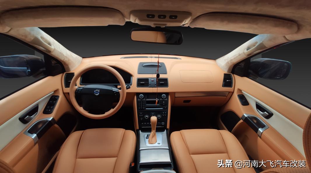 老款沃尔沃内饰布局,10年沃尔沃xc90改装案例