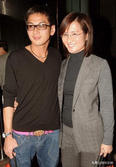 十大男星嫁富婆,娶富婆当老婆的4位男星