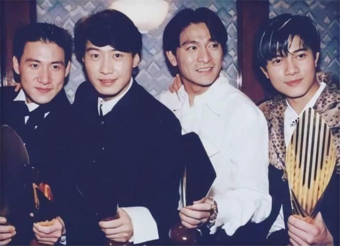 周润发的全部电影赌神,周润发为什么继续拍赌神系列