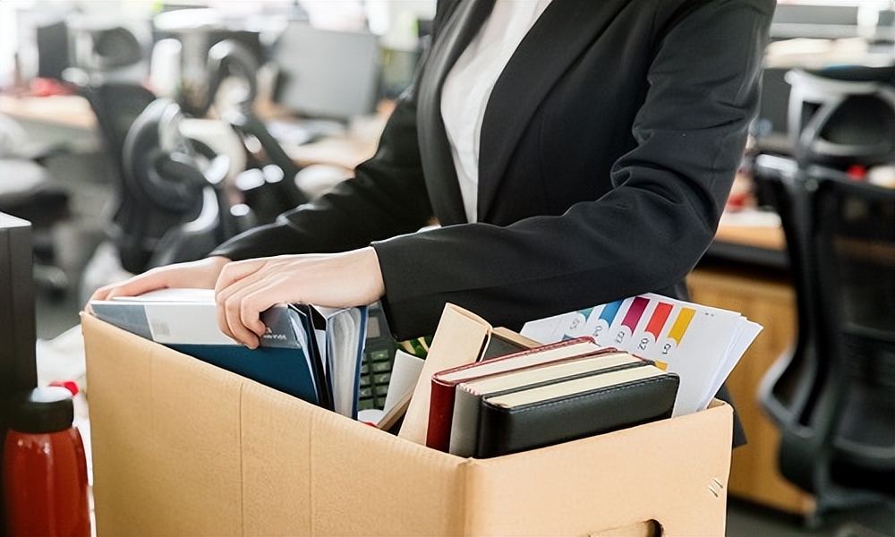 撤销离职申请后多久能再申请离职,提离职后又反悔了撤销了辞职申请