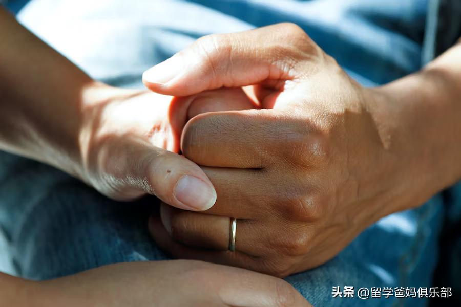 儿行千里母担忧外出上学,儿行千里母担忧送儿子出国