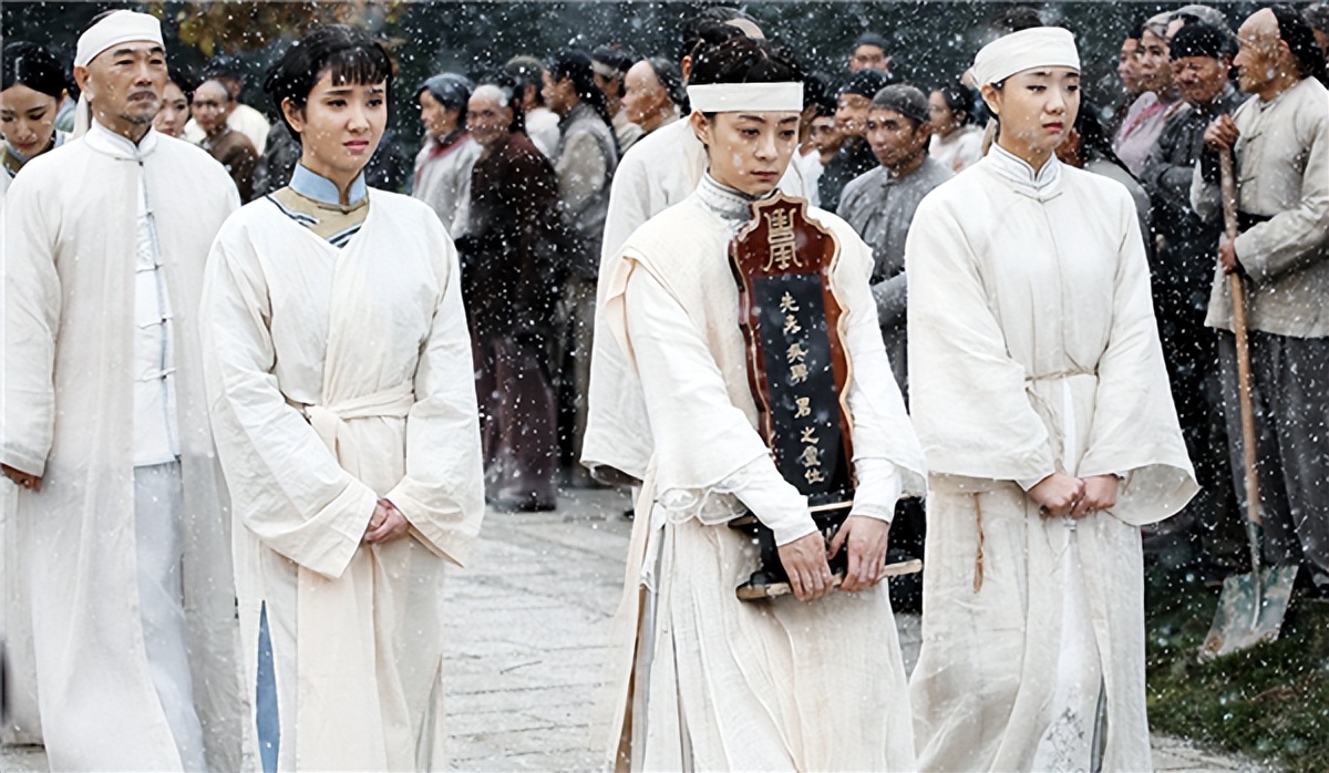 世上到底有没有鬼？一百多年前一桩诡异蹊跷的案子，至今依然无解