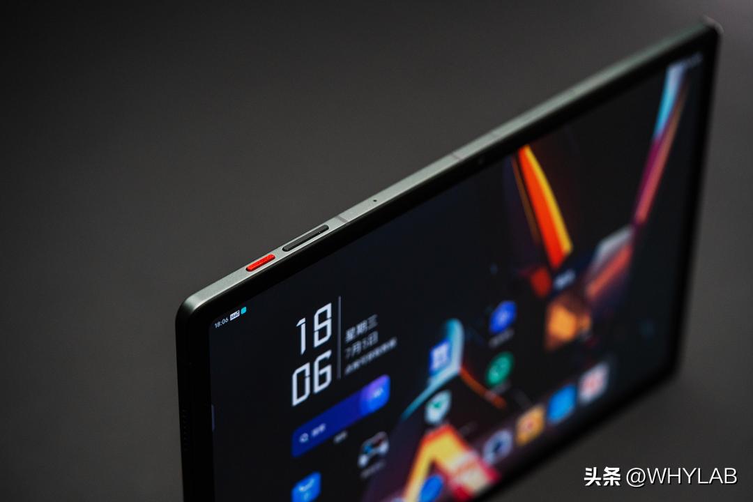 红魔平板游戏空间有哪些黑科技,12.1英寸的红魔电竞平板有多大