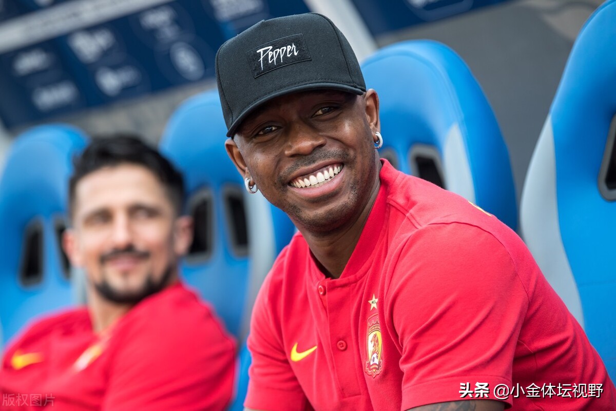 费南多为啥3年没踢比赛,费南多踢过一场国家队吗