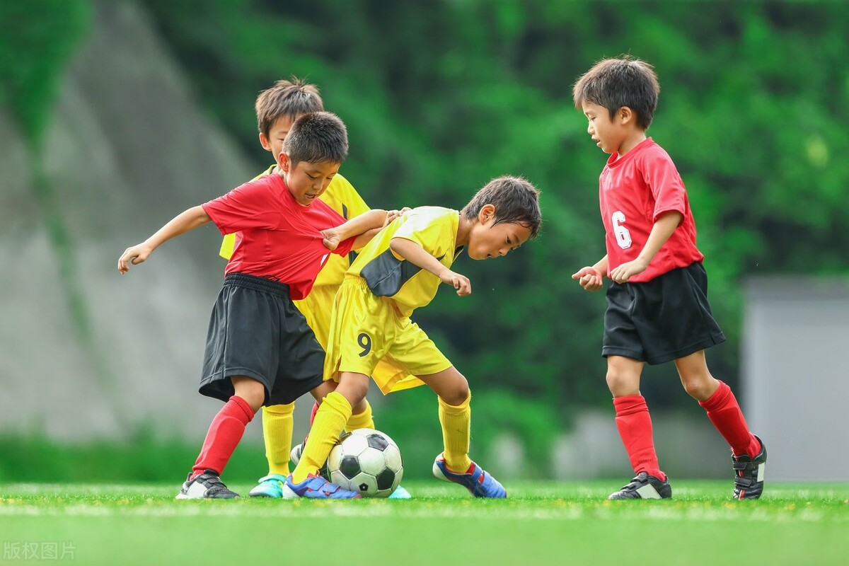 足球带给国家的快乐,这才是足球比赛的真正意义