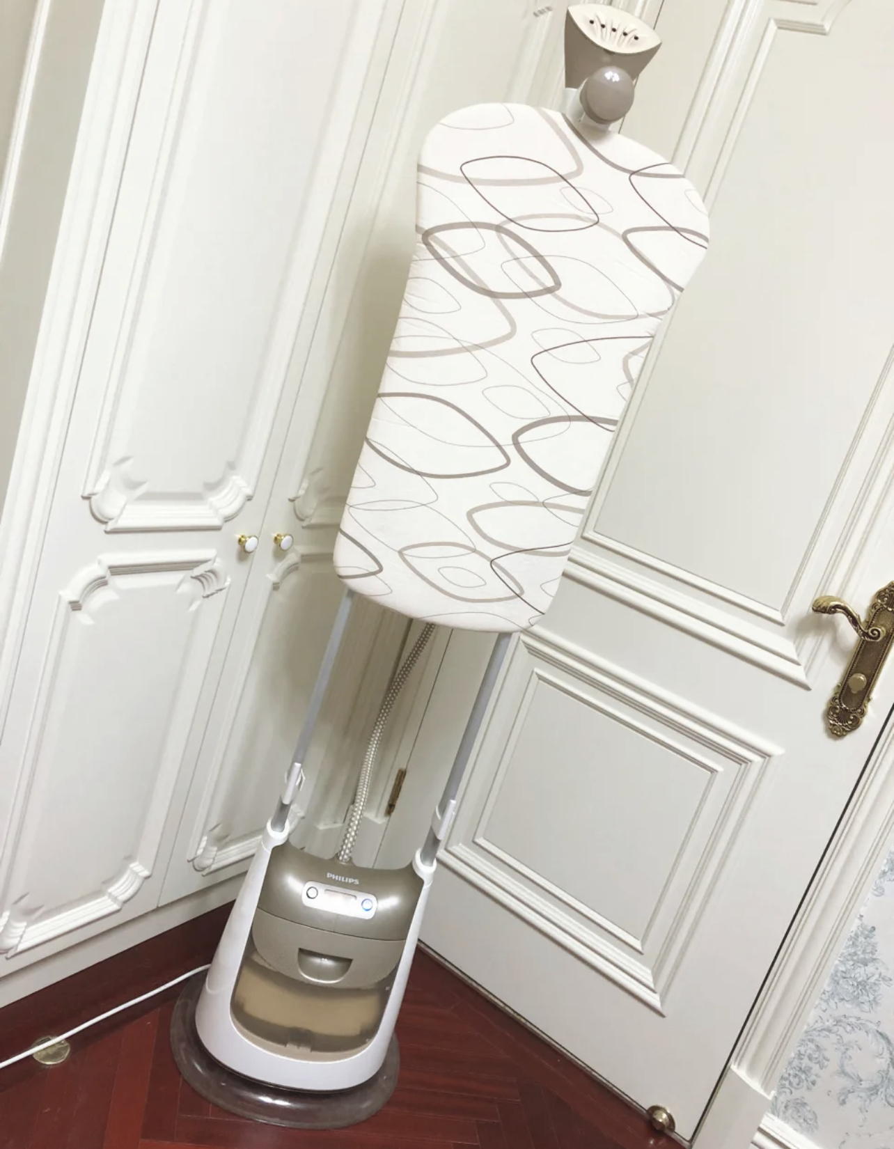 蒸汽熨斗挂烫机不通电了,熨斗和挂烫机