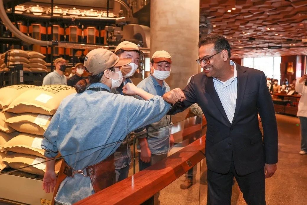 星巴克星礼卡100元里面有多少钱,星巴克星礼卡有哪些类型