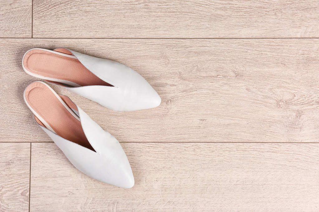 鞋子太小挤脚磨脚解决方法大全,新买鞋子磨脚小妙招