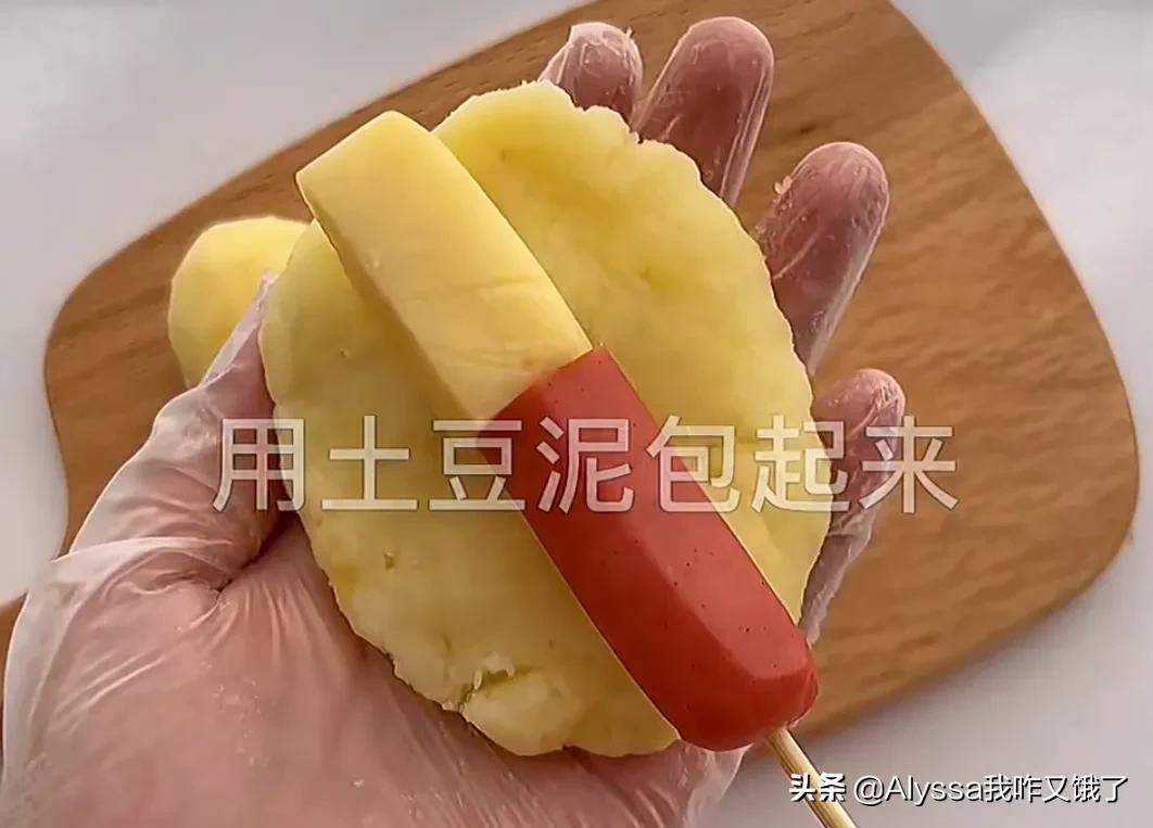 土豆泥热狗,土豆泥热狗棒不放面包糠
