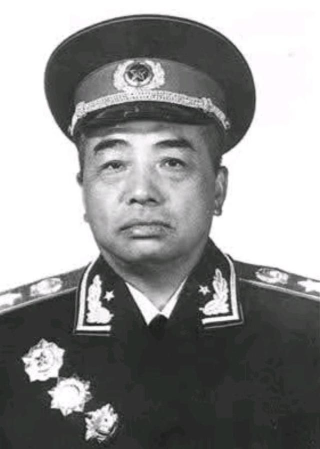 彭德怀书法如何？看他写给毛主席的信，可知不少