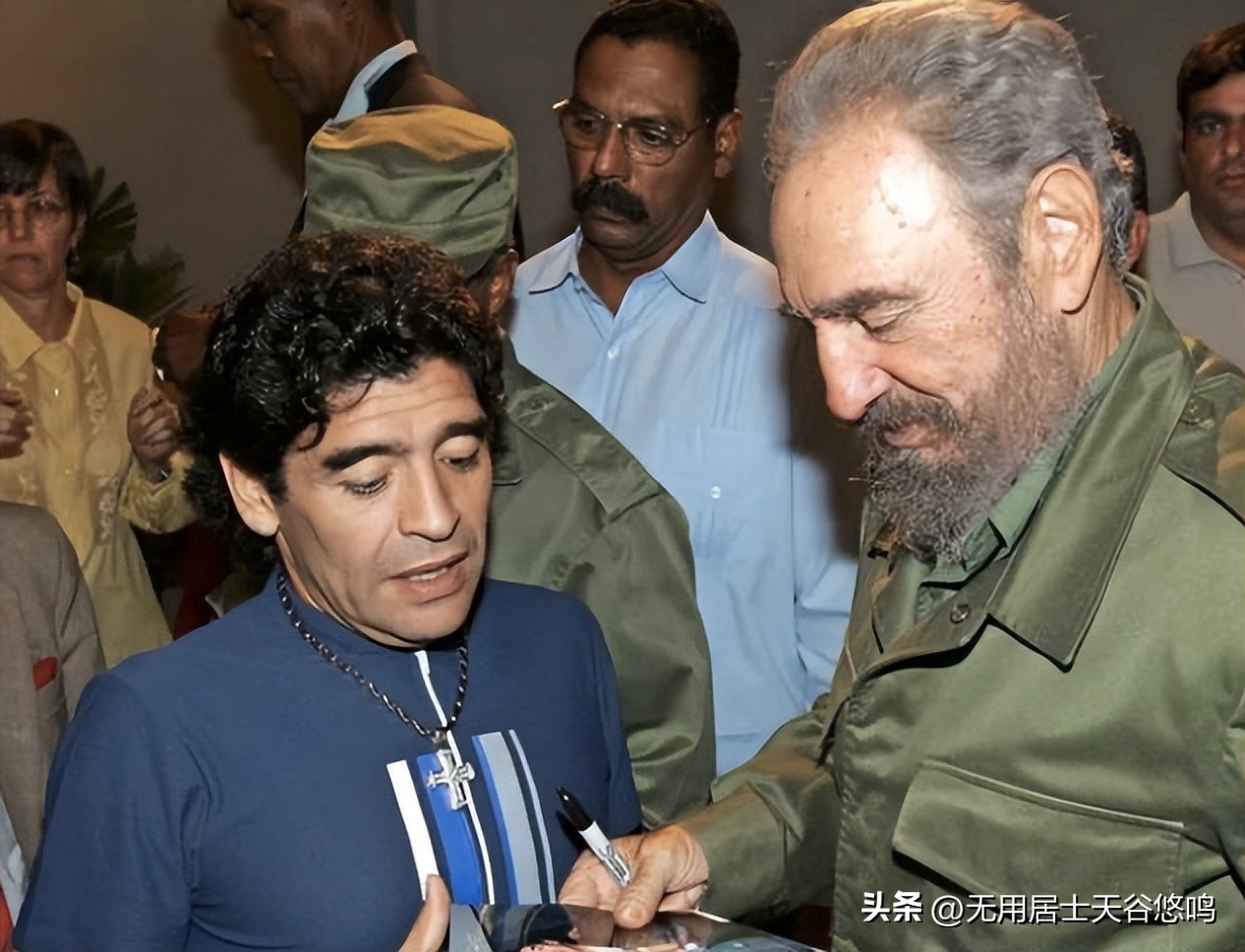 深夜笑谈,深夜看球聊球