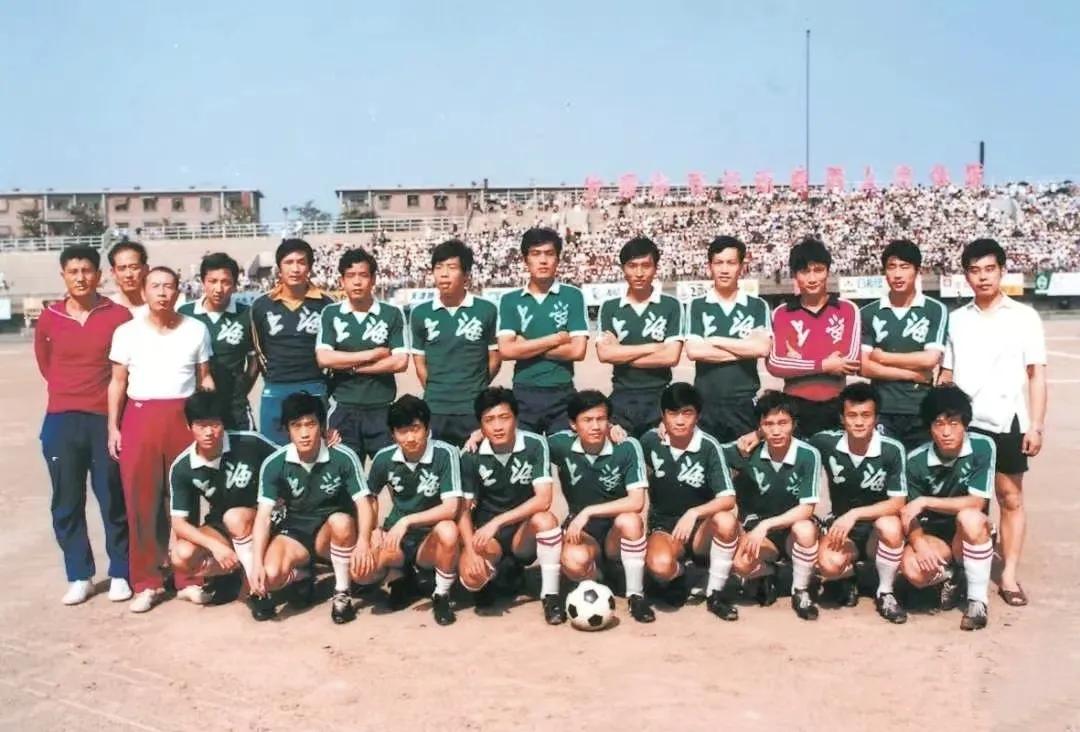 上海申花李中华,老上海足球队李中华