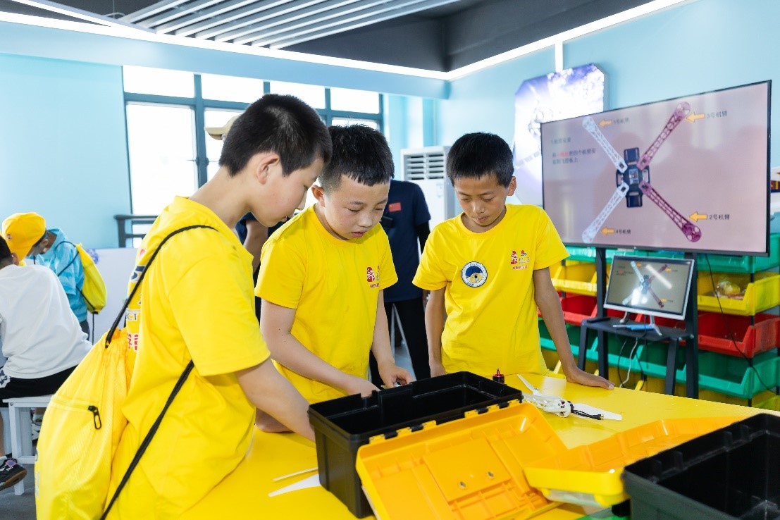 涓浗鐢典俊鍔╁姏涔℃潙鏁欒偛,鍏虫敞涔℃潙鏁欒偛鍏虫敞鐣欏畧鍎跨