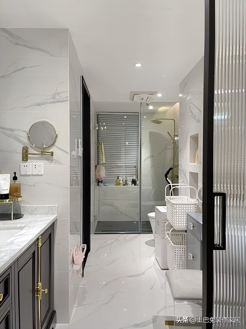 小卫生间装修效果图2平方,卫生间墙面装修最新型材料