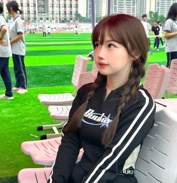 疯狂老师在线播放,疯狂老师完整版视频