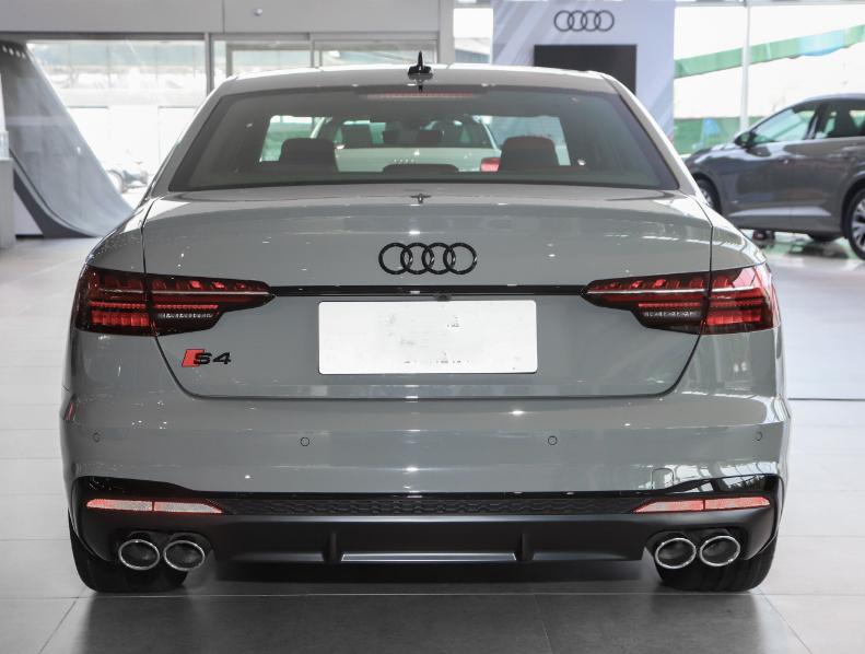 新款顶配奥迪s4,奥迪s43.0TFSI版