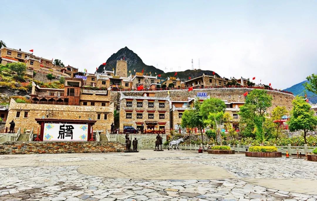 川西阿坝旅游详细攻略地图,川西阿坝旅游攻略三天