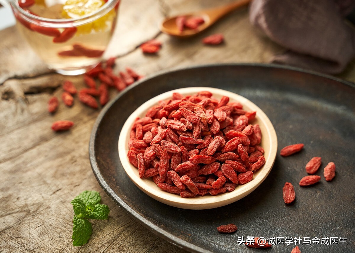 肾精亏虚，身体早衰，两味中药，补肾填精，帮你补回来