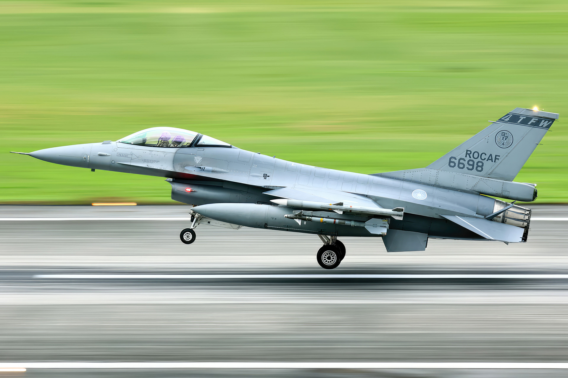 美国f16战斗机有多厉害,新型f16战斗机