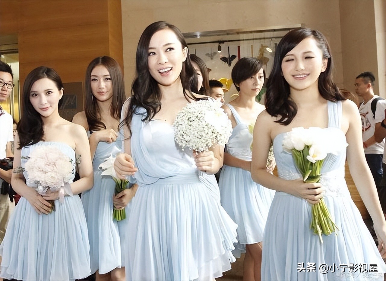 为什么现在有些地方婚礼上伴娘带防身“*器武**”?