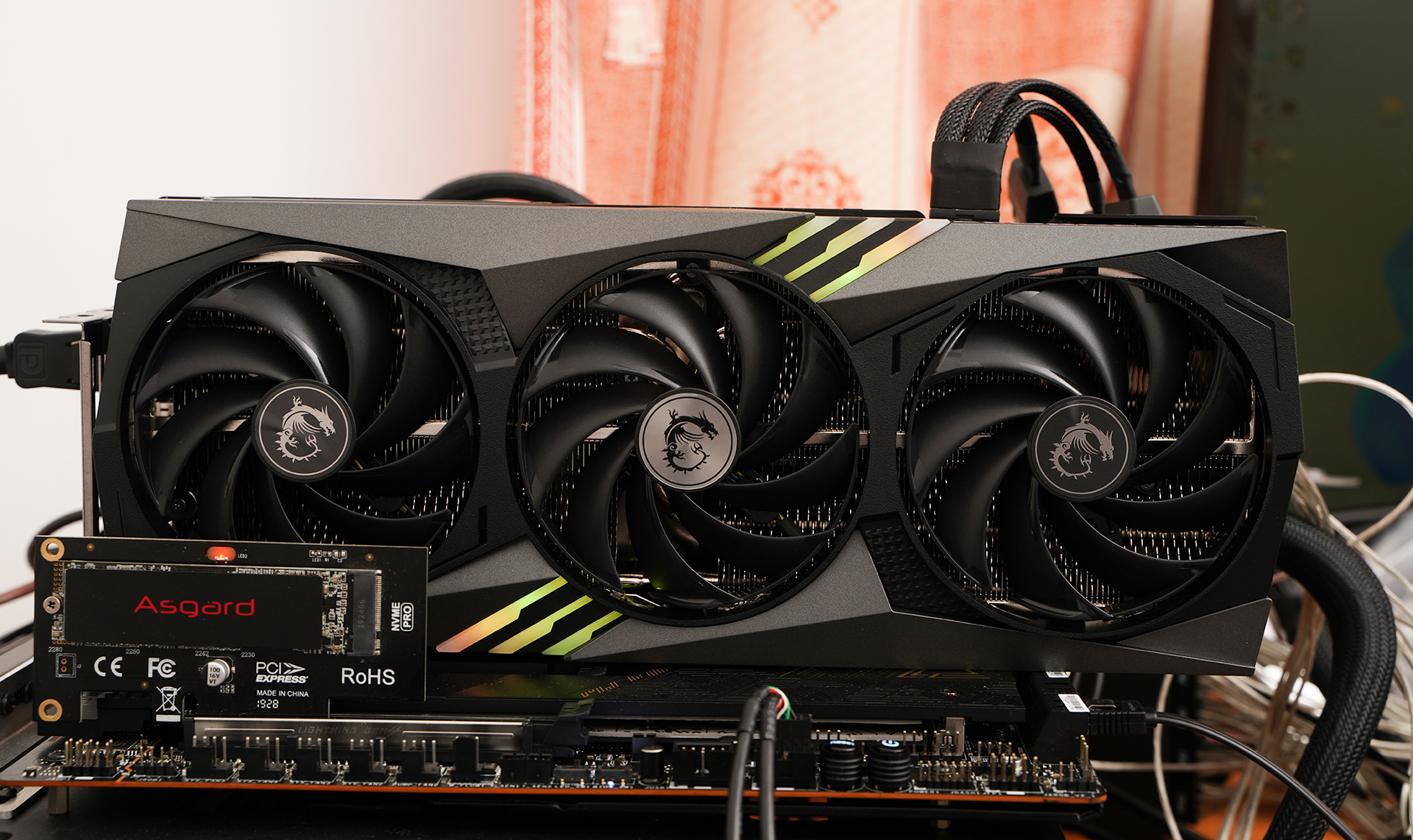 rtx4080魔龙和4090尺寸,rtx4080魔龙多少pin供电